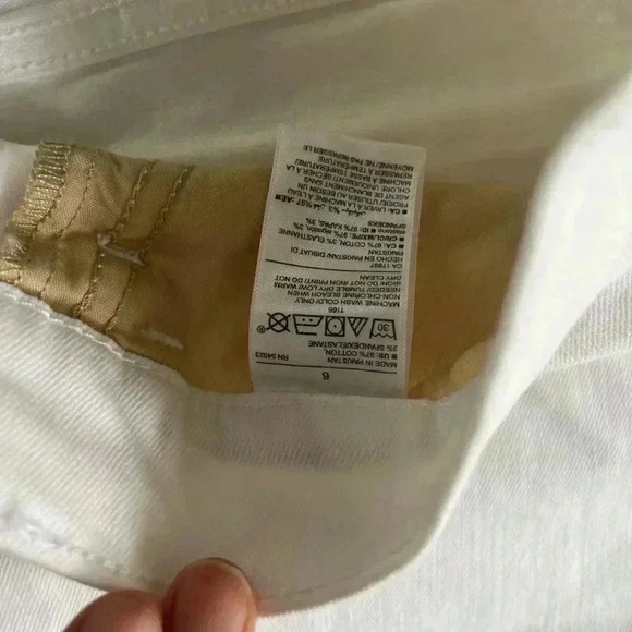 White shorts size 6 very white - Picture 4 of 4